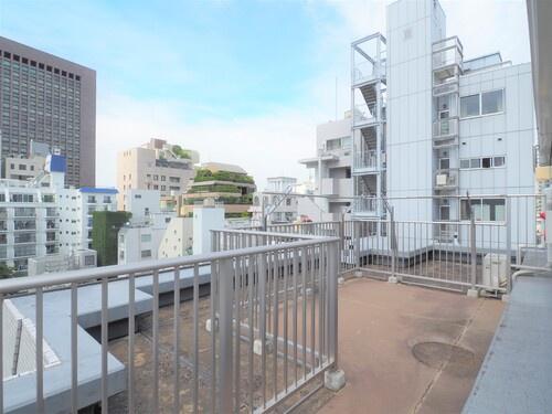 港区南青山２丁目のマンション