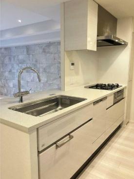 新宿区弁天町のマンション