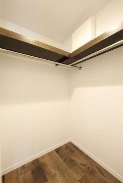 中央区日本橋浜町３丁目のマンション