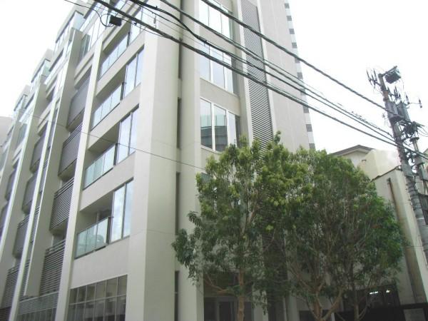 港区六本木７丁目のマンション