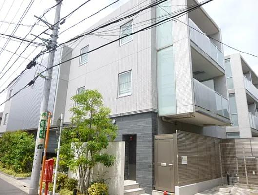 目黒区上目黒２丁目のマンション