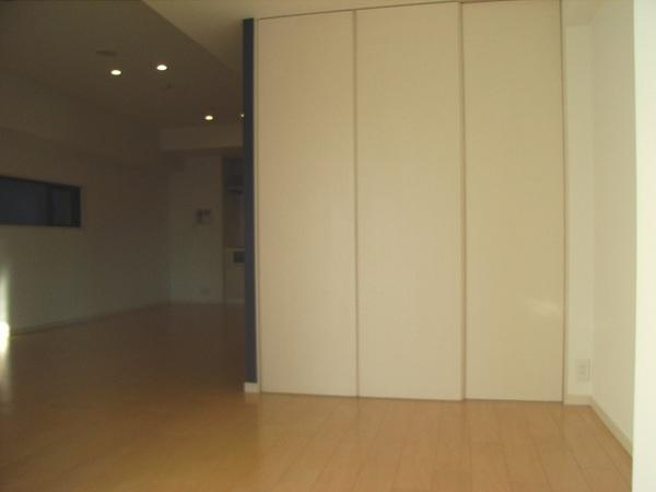 港区西麻布３丁目のマンション