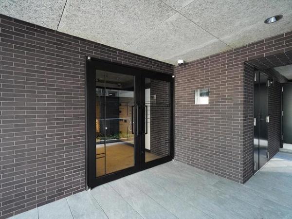 新宿区市谷加賀町２丁目のマンション