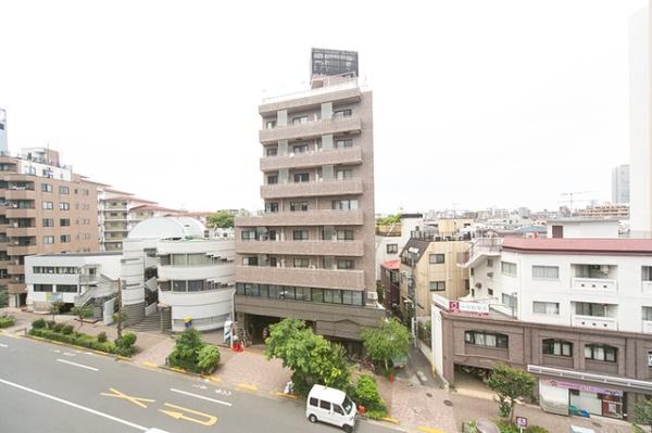 渋谷区本町４丁目のマンション