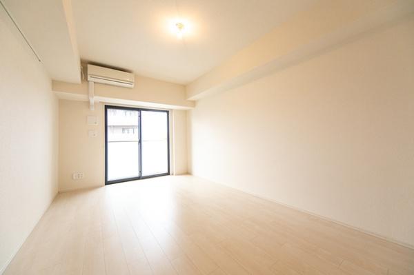 渋谷区本町４丁目のマンション