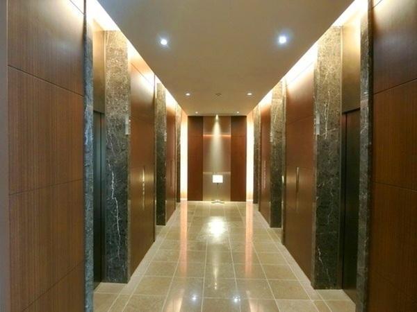 港区赤坂４丁目のマンション