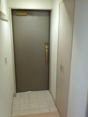 中央区新川２丁目のマンション