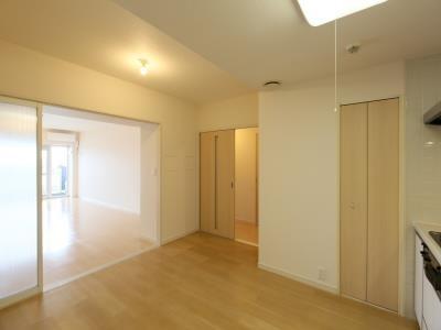 中央区新川２丁目のマンション