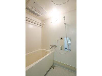 中央区新川２丁目のマンション