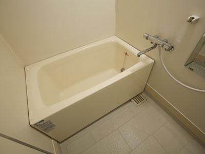 中央区新川２丁目のマンション