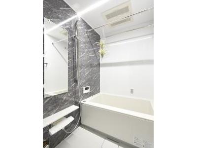 中央区新川２丁目のマンション