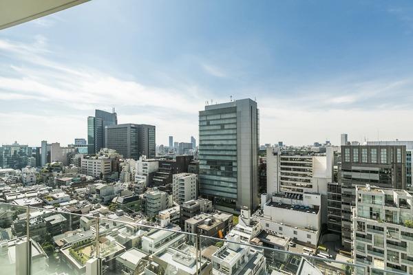 港区南青山２丁目のマンション