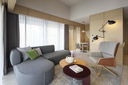 港区浜松町２丁目のマンション