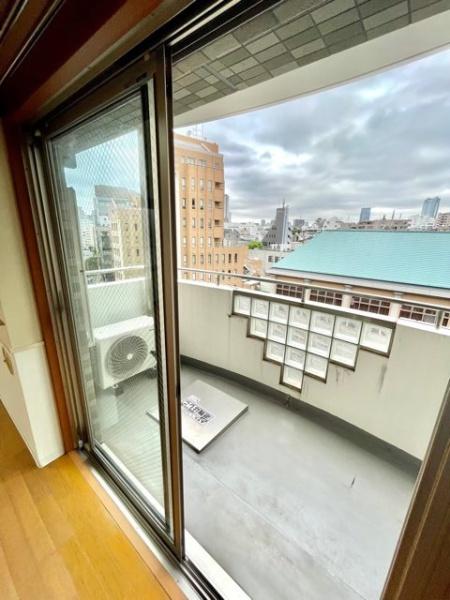 渋谷区東３丁目のマンション