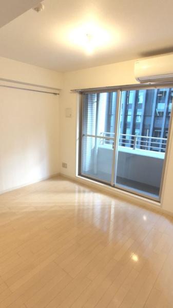 中央区日本橋本町３丁目のマンション