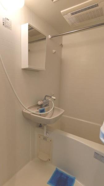 中央区日本橋本町３丁目のマンション
