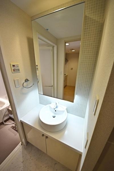 港区東新橋２丁目のマンション