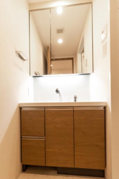 中央区新富２丁目のマンション