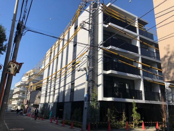 新宿区市谷左内町のマンション
