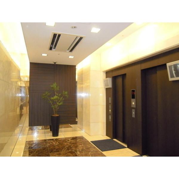 港区新橋４丁目のマンション