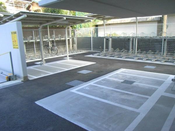 目黒区中目黒３丁目のマンション