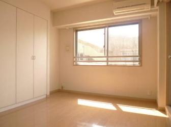 目黒区中目黒３丁目のマンション