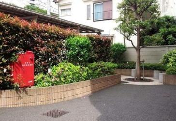 渋谷区上原２丁目のマンション