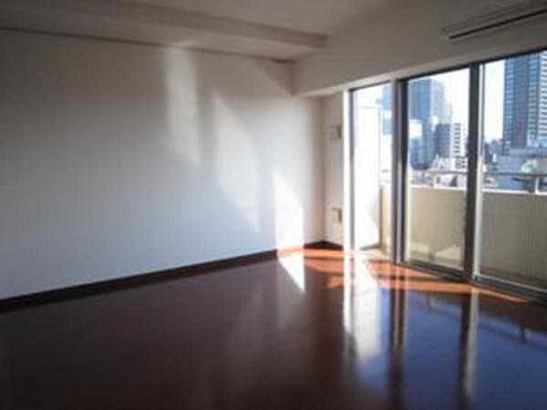 港区六本木７丁目のマンション