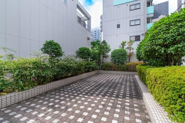 中央区新川２丁目のマンション