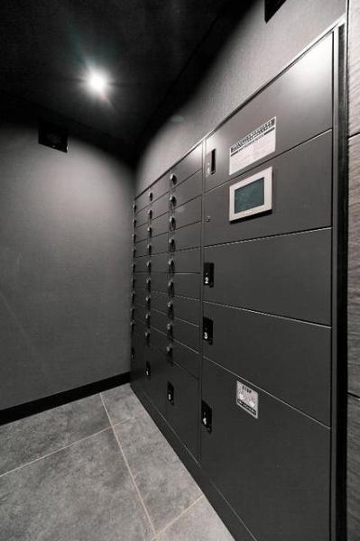 中央区銀座８丁目のマンション