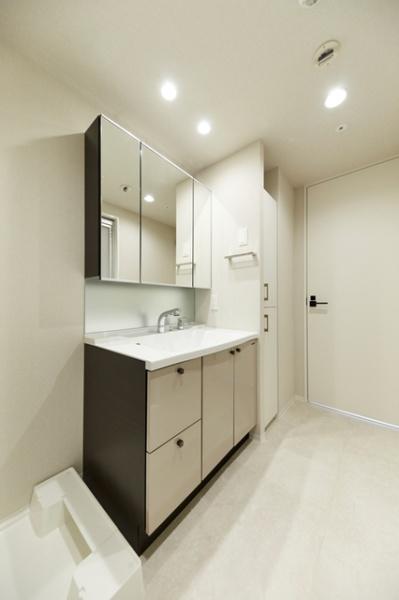中央区銀座８丁目のマンション