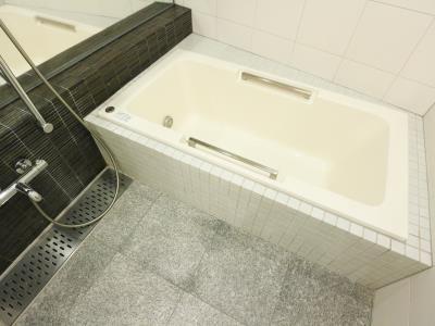 中央区八丁堀４丁目のマンション