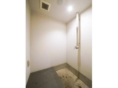 中央区八丁堀４丁目のマンション