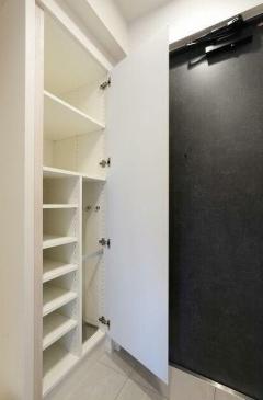目黒区青葉台４丁目のマンション