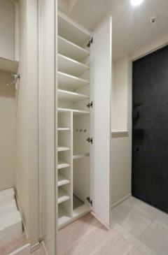 目黒区青葉台４丁目のマンション