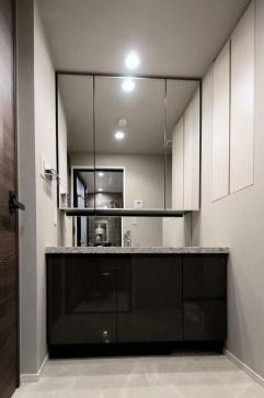 目黒区青葉台４丁目のマンション