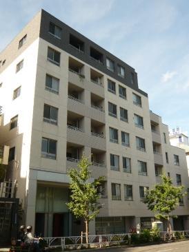 渋谷区千駄ヶ谷３丁目のマンション