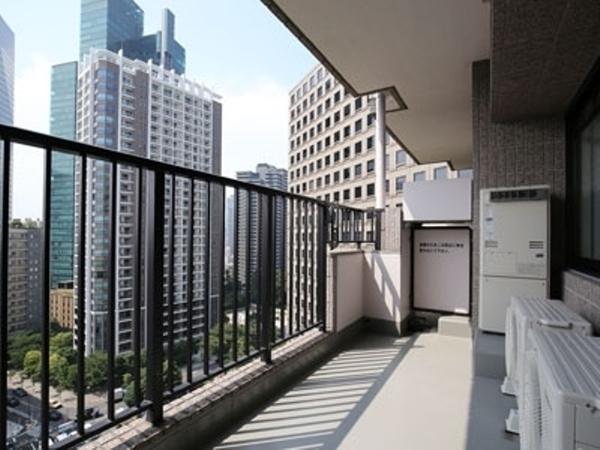 港区六本木１丁目のマンション