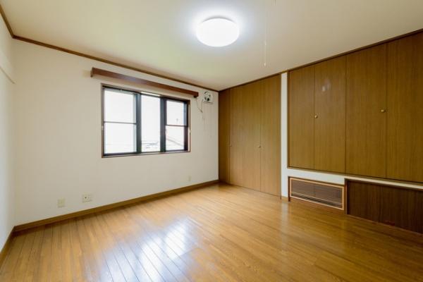 S白金五丁目戸建(洋室)