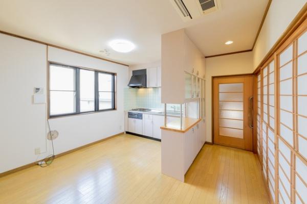 S白金五丁目戸建(リビング)