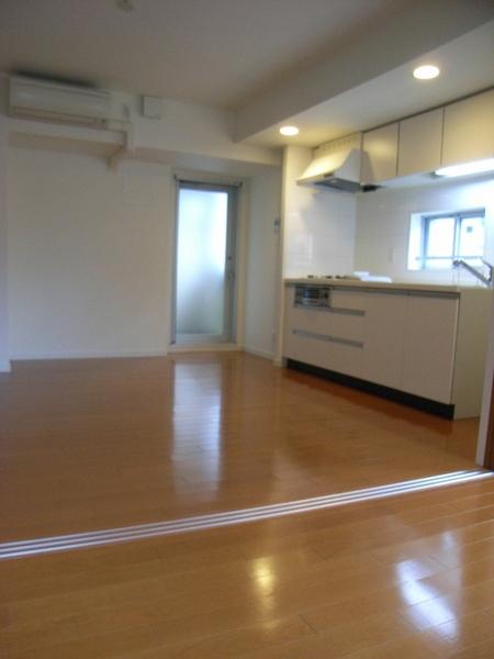 中央区銀座８丁目のマンション