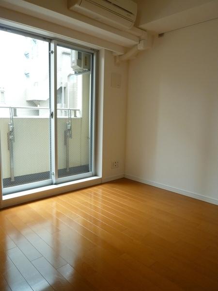 中央区銀座８丁目のマンション