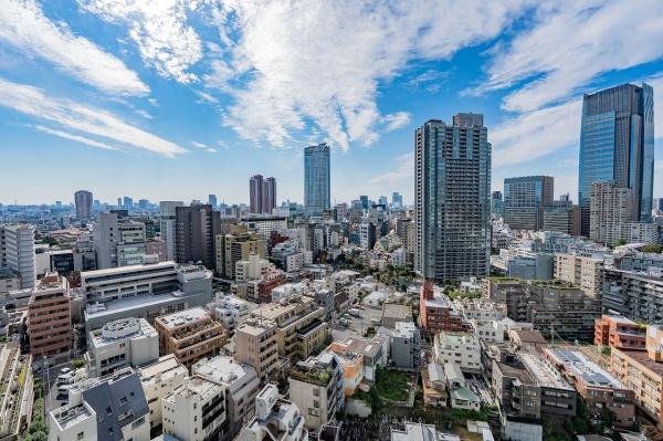 港区六本木３丁目のマンション