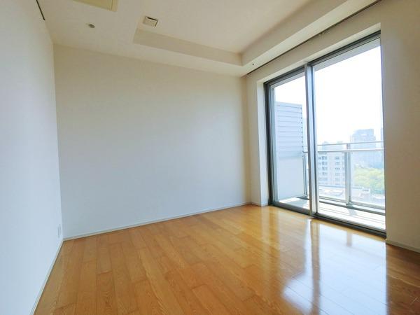 港区赤坂２丁目のマンション