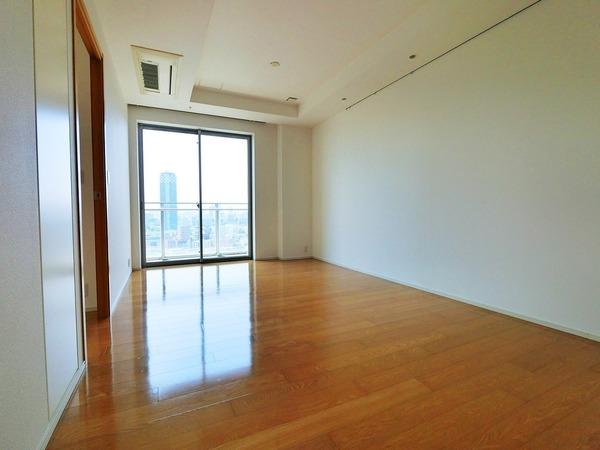 港区赤坂２丁目のマンション