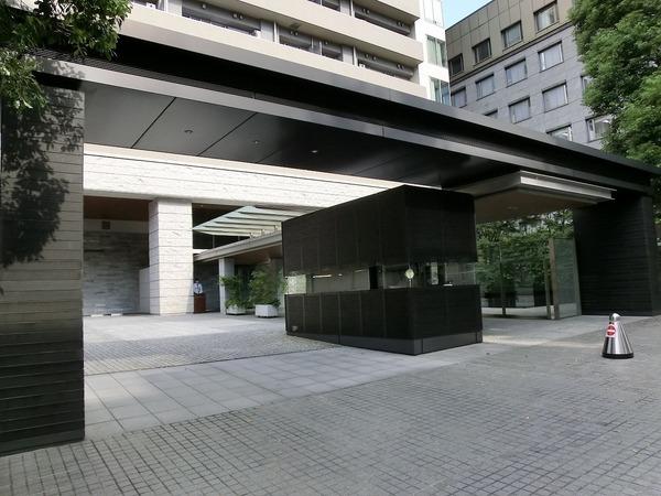 港区赤坂２丁目のマンション