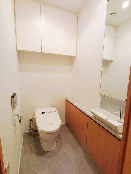 港区赤坂２丁目のマンション