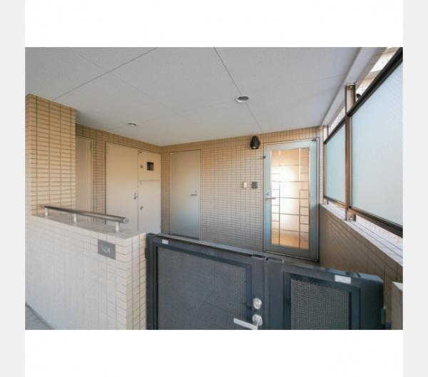 渋谷区代々木５丁目のマンション
