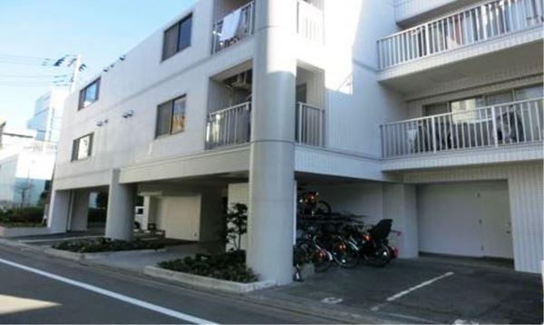 目黒区中目黒４丁目のマンション