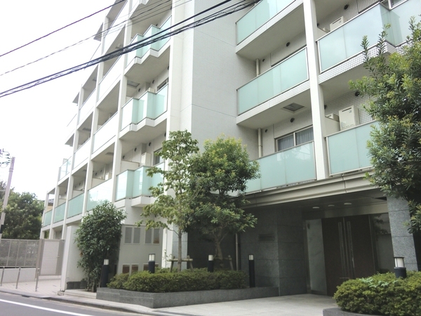 港区白金５丁目のマンション